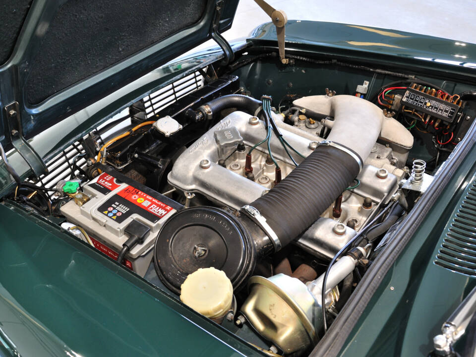 Image 5/65 of Alfa Romeo Giulia 1600 Sprint GT (1964)