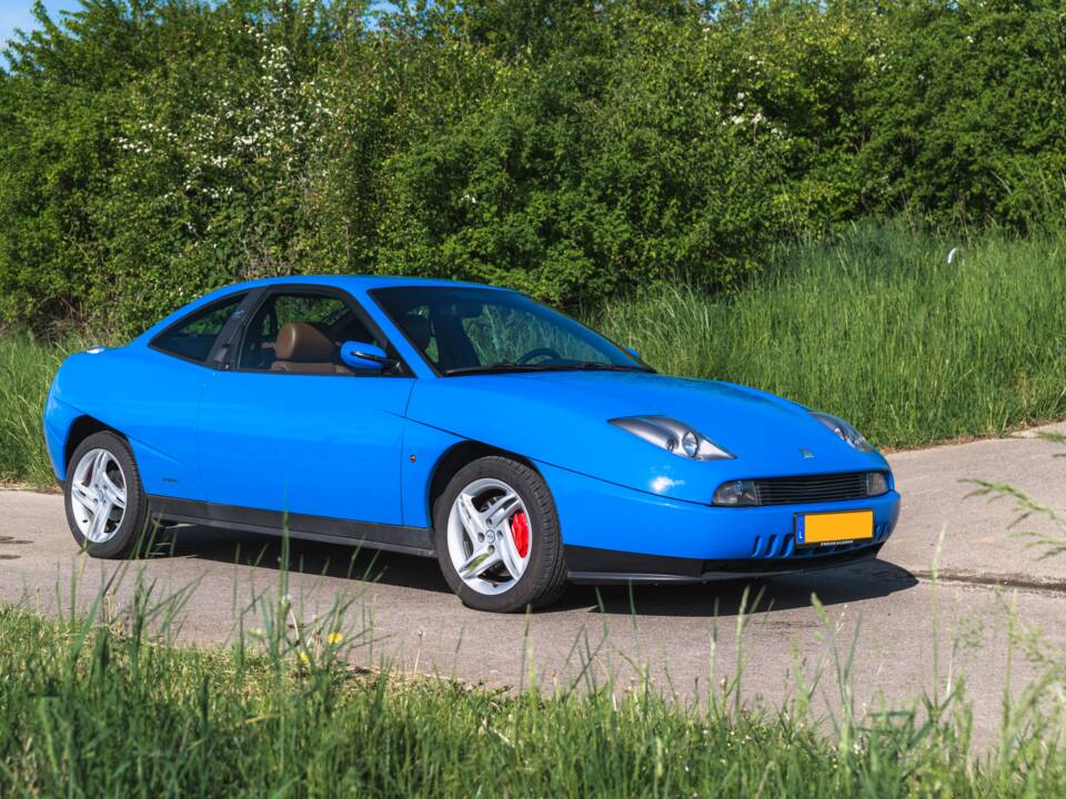 Bild 8/19 von FIAT Coupé 2.0 20V Turbo (1997)