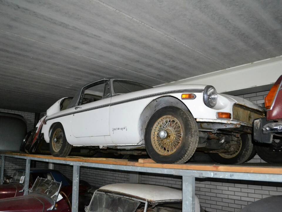 Afbeelding 4/46 van MG MGB (1971)