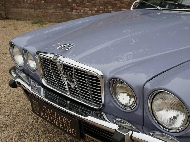 Bild 49/50 von Jaguar XJ 6 C 4.2 (1975)