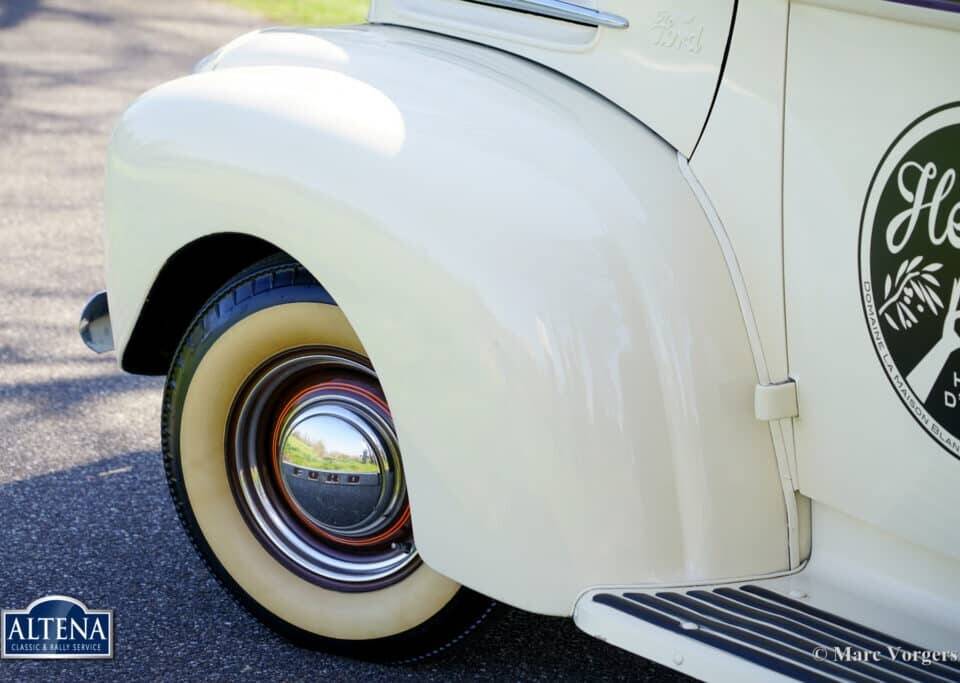 Bild 27/31 von Ford Pickup (1946)