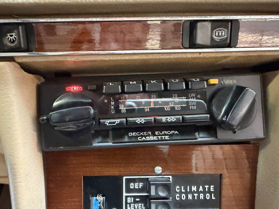 Bild 65/69 von Mercedes-Benz 350 SL (1979)