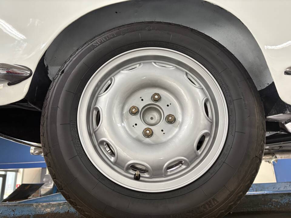 Image 61/61 of Alfa Romeo Giulia 1600 Sprint (1963)