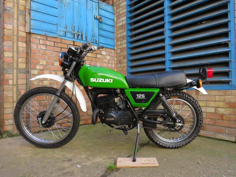 Bild 2/37 von Suzuki DUMMY (1977)