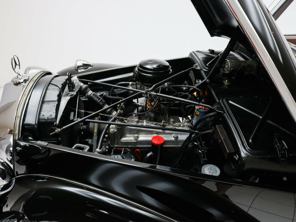 Bild 10/22 von Mercedes-Benz 170 S Cabriolet A (1952)