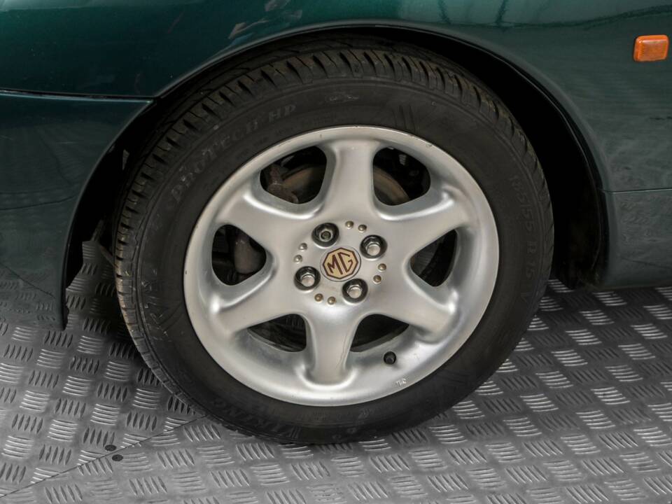 Imagen 23/50 de MG F 1.8i (1996)
