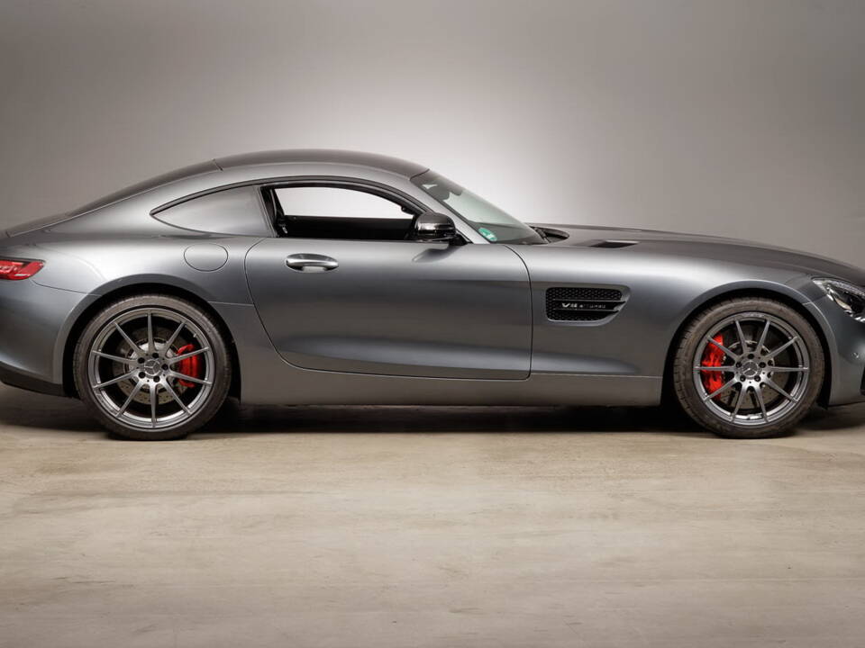 Bild 3/29 von Mercedes-AMG GT-S (2015)