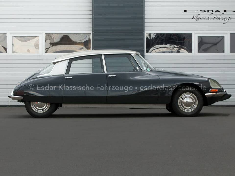Immagine 3/35 di Citroën DS 21 (1968)