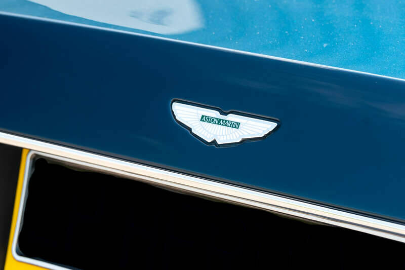 Image 26/50 of Aston Martin Virage Volante (1993)