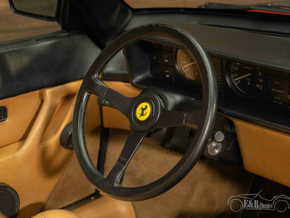 Image 15/19 de Ferrari Mondial 3.2 (1985)