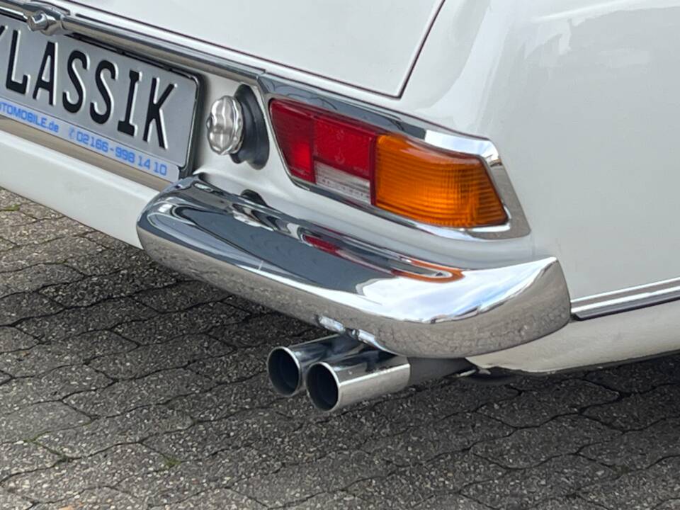 Image 97/100 of Mercedes-Benz 280 SL (1970)