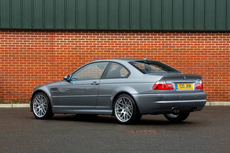 Image 20/50 of BMW M3 (2005)