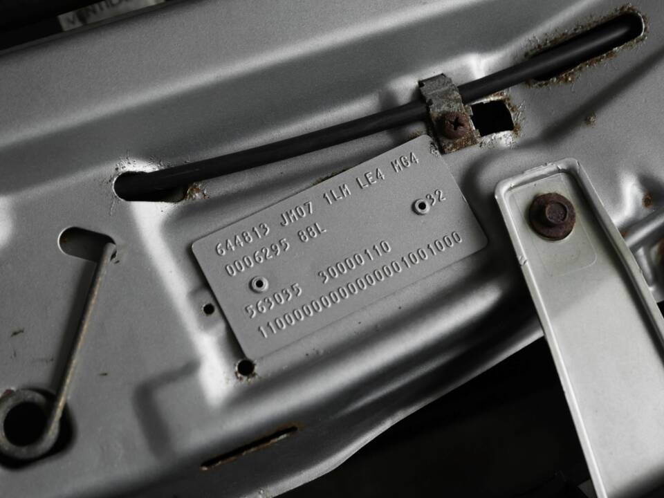 Bild 39/41 von Opel Calibra 2,0 (1991)
