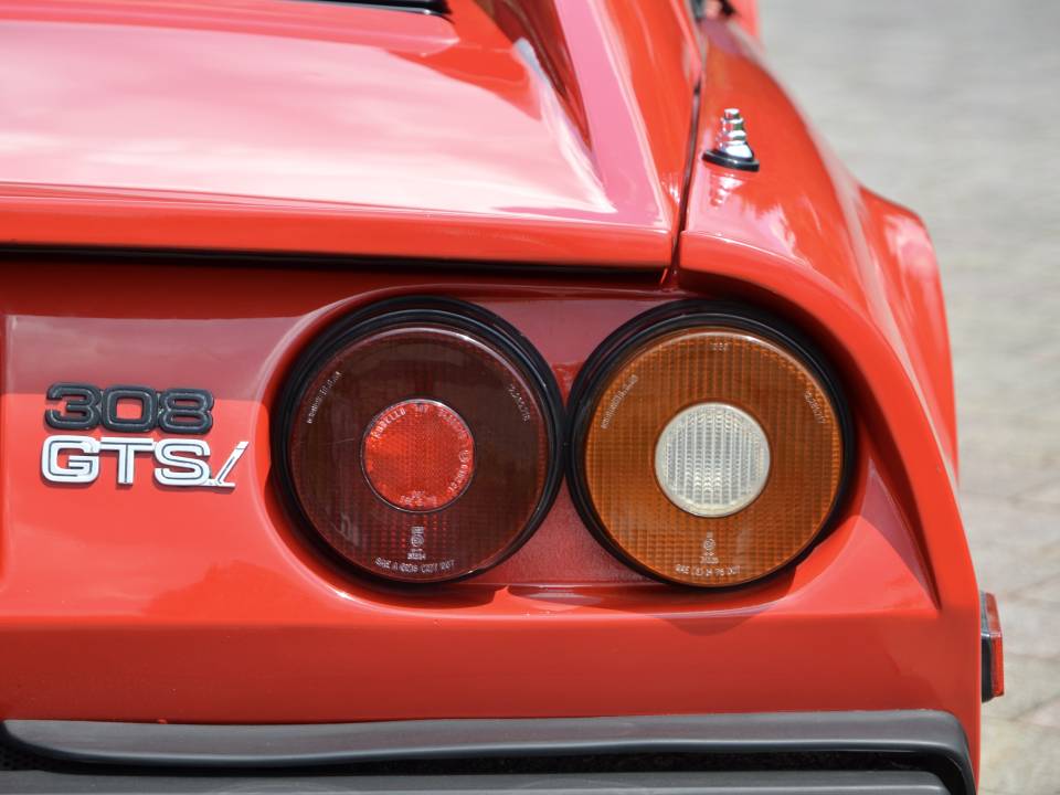 Afbeelding 20/43 van Ferrari 308 GTSi (US) (1981)