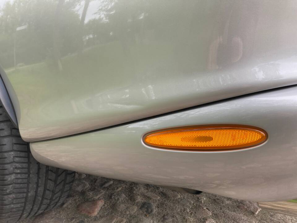 Bild 29/29 von Jaguar XKR (2000)