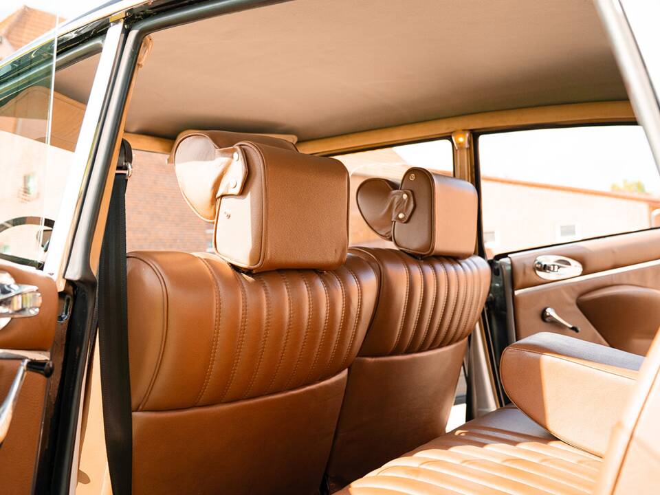 Bild 23/36 von Citroën DS 21 Pallas (1968)