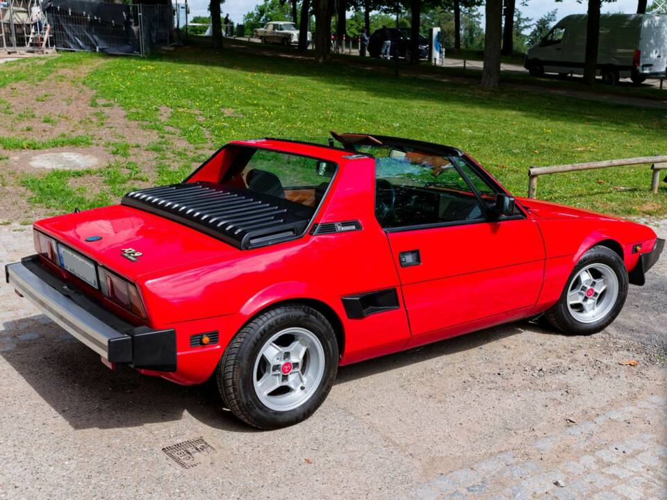Image 4/4 de FIAT X 1/9 (1981)