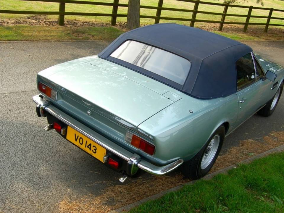 Image 19/27 of Aston Martin V8 Volante (1979)