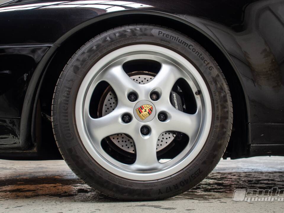 Image 22/23 of Porsche 911 Carrera (1995)
