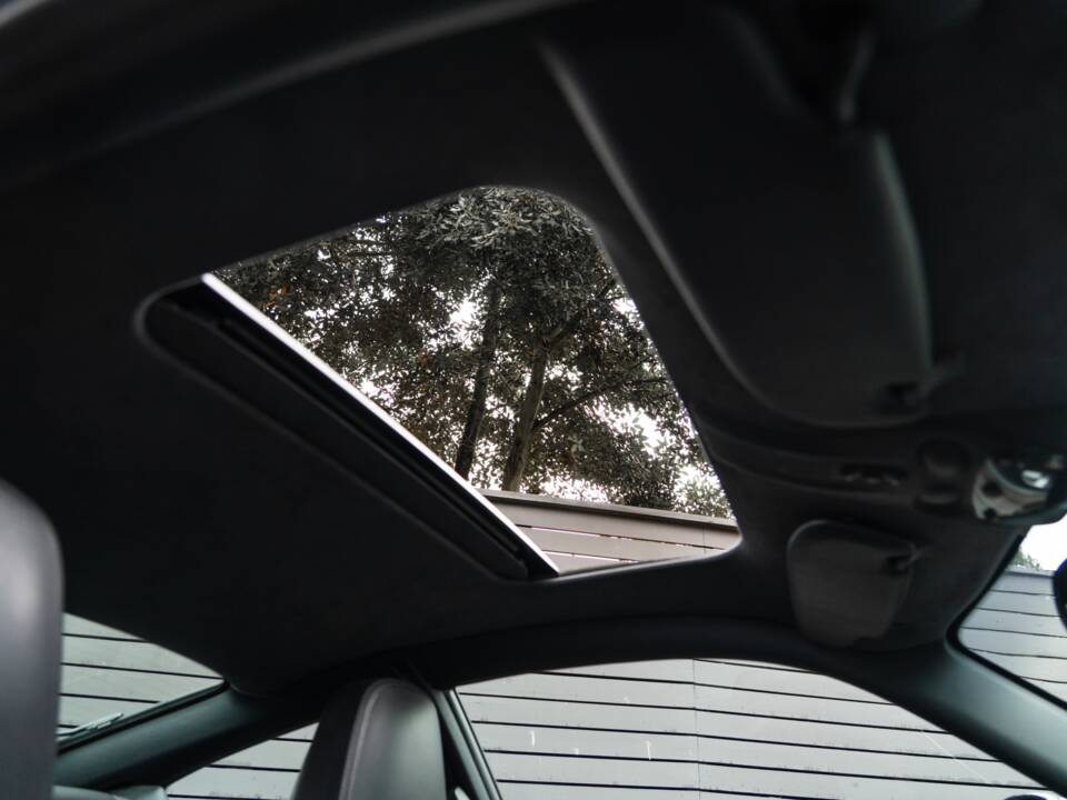 Bild 24/57 von Porsche 911 Turbo (2011)