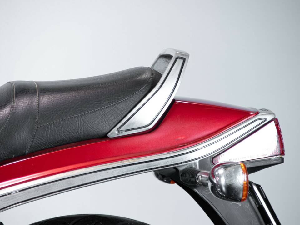 Image 13/50 of Honda CB 650 SC Nighthawk (1988)
