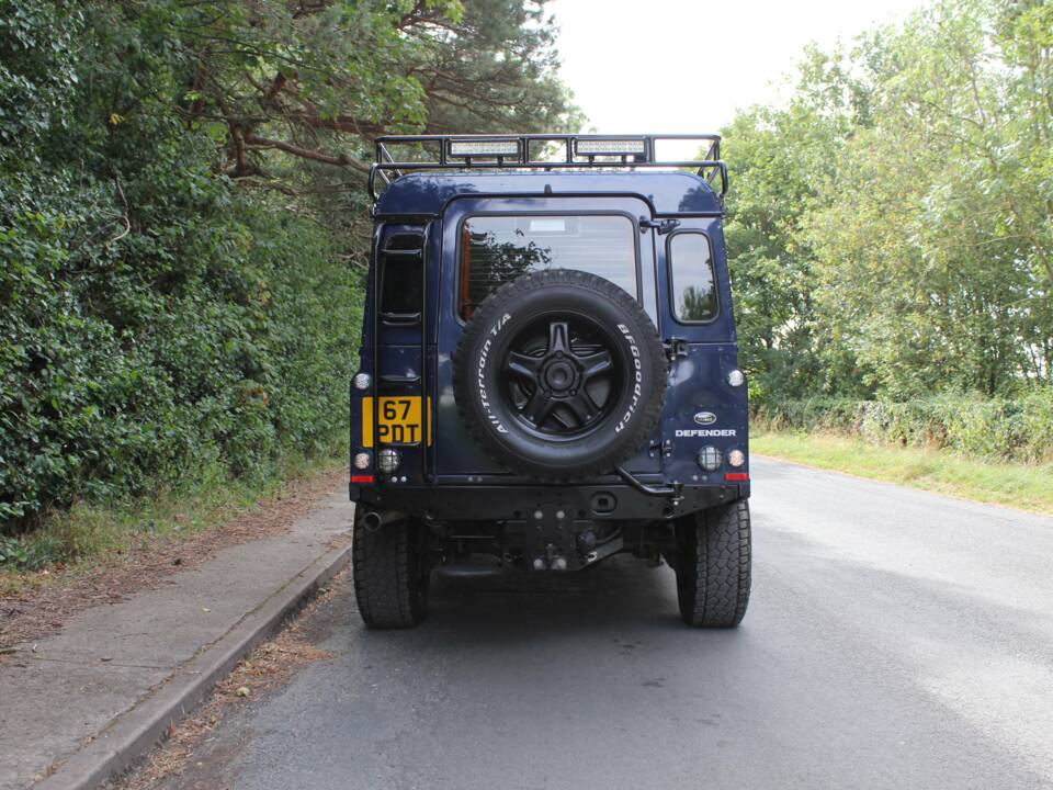 Bild 5/18 von Land Rover Defender 110 (2014)