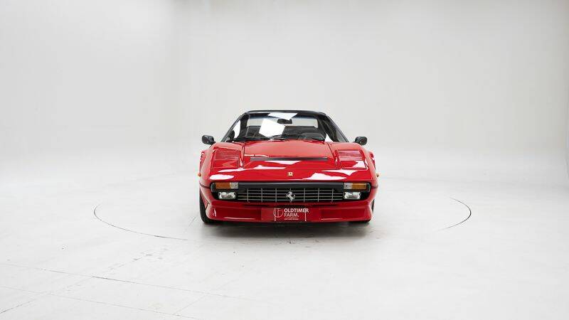Bild 5/15 von Ferrari 308 GTSi Quattrovalvole (1983)