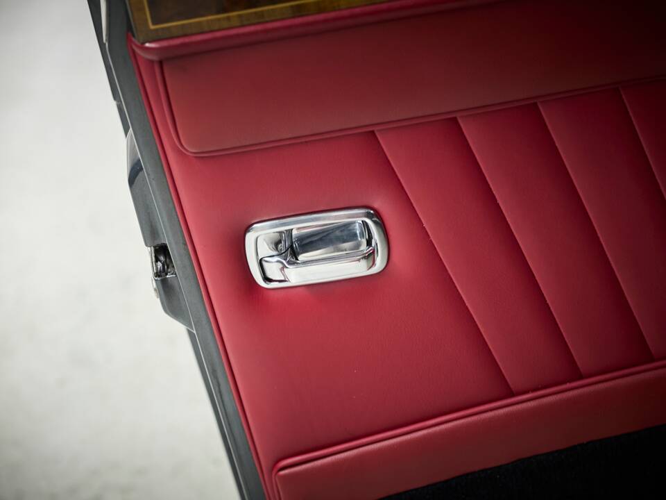Imagen 75/100 de Rolls-Royce Corniche IV (1995)