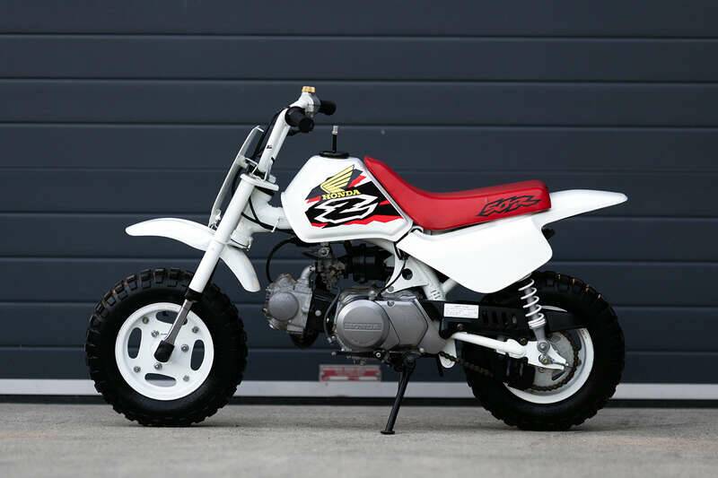 Image 2/50 of Honda Z 50 R (1998)