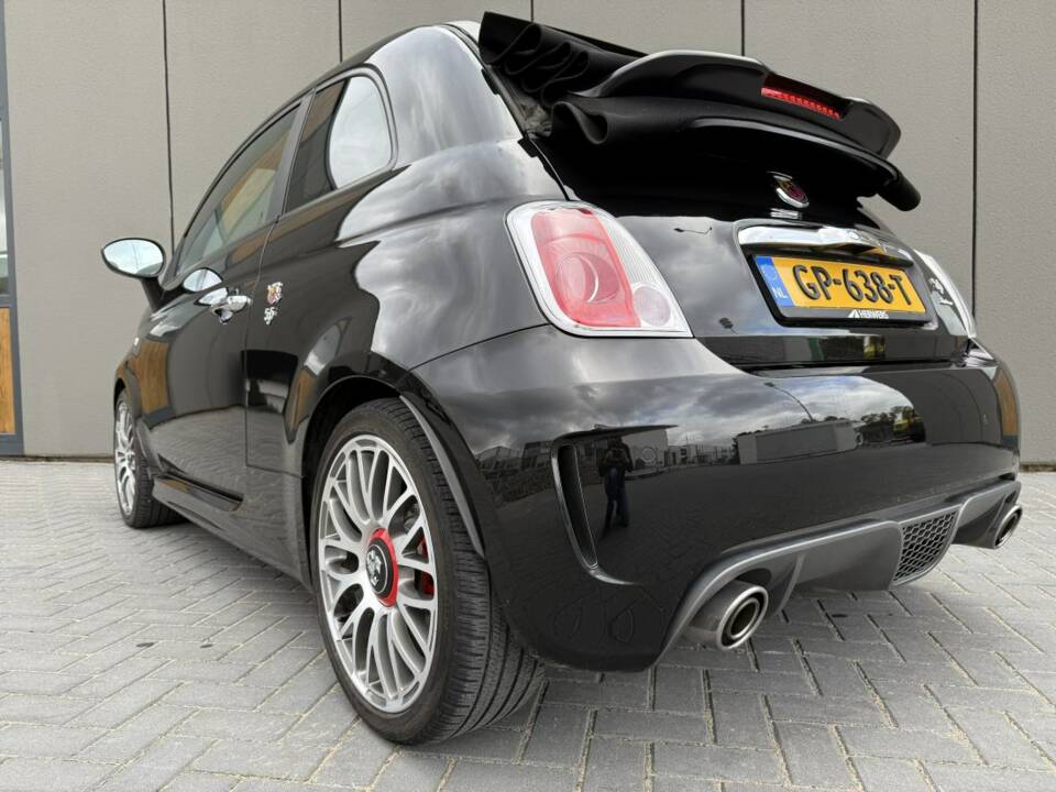 Image 6/17 of Abarth 595C (2015)