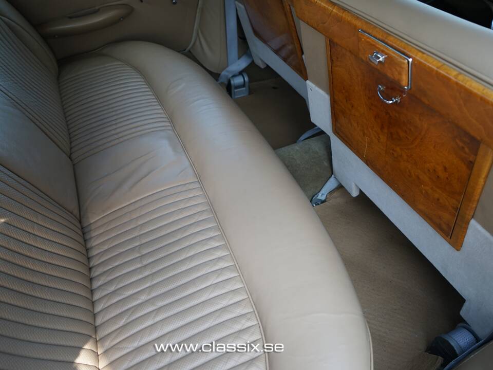 Bild 7/33 von Jaguar 420 G (1970)