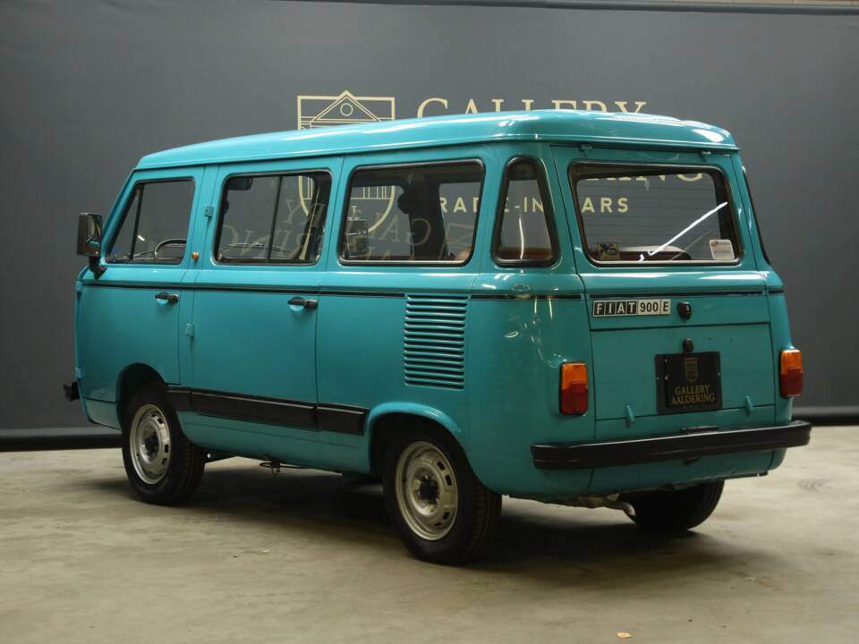 Image 2/50 of FIAT 900E (1980)