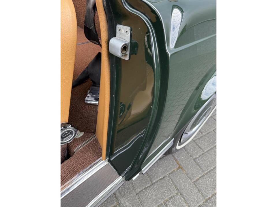 Image 44/50 de Mercedes-Benz 280 SL (1969)