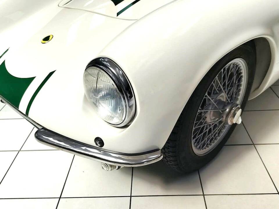 Image 19/60 de Lotus Elite (1960)
