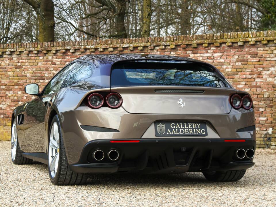 Immagine 30/50 di Ferrari GTC4Lusso (2018)