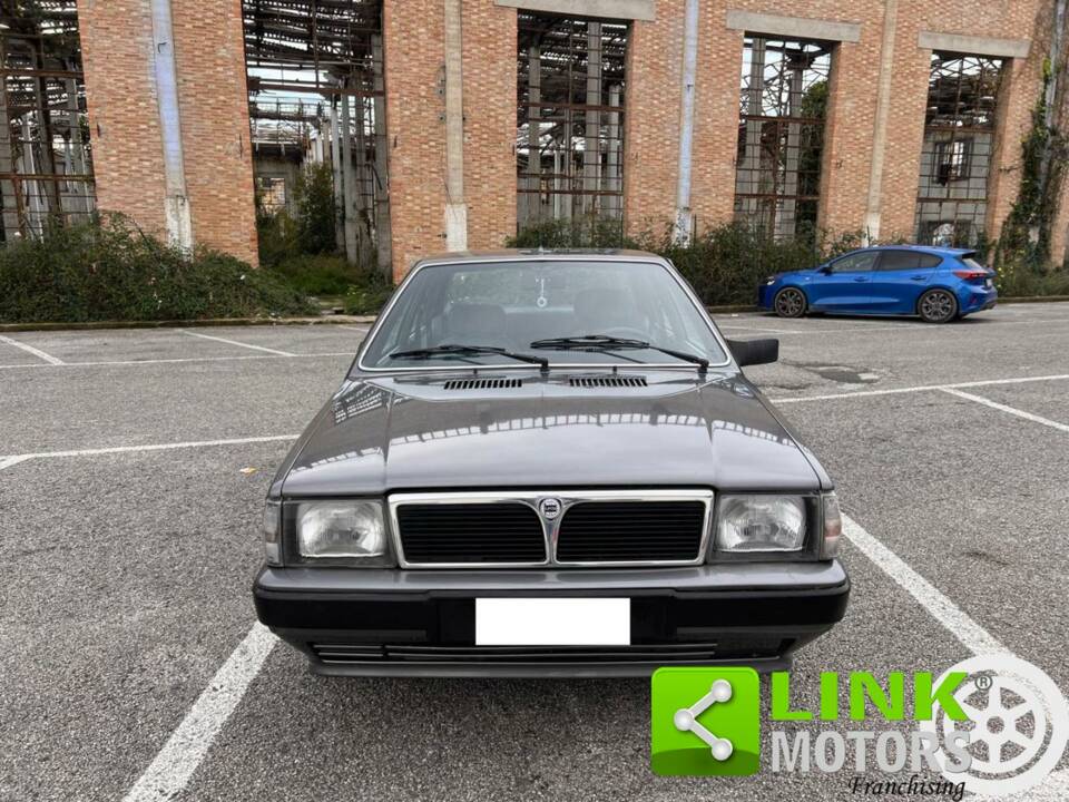 Immagine 2/10 di Lancia Prisma 1300 (1987)