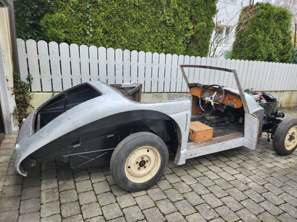 Image 40/72 of Healey 2.4 Litre Abbott (1953)