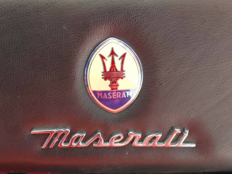 Image 51/100 of Maserati Kyalami (1983)