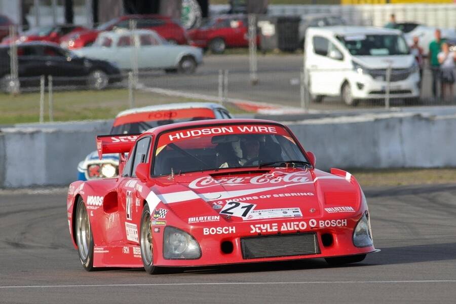 Image 3/21 of Porsche 935 K3 Kremer Racing (1979)