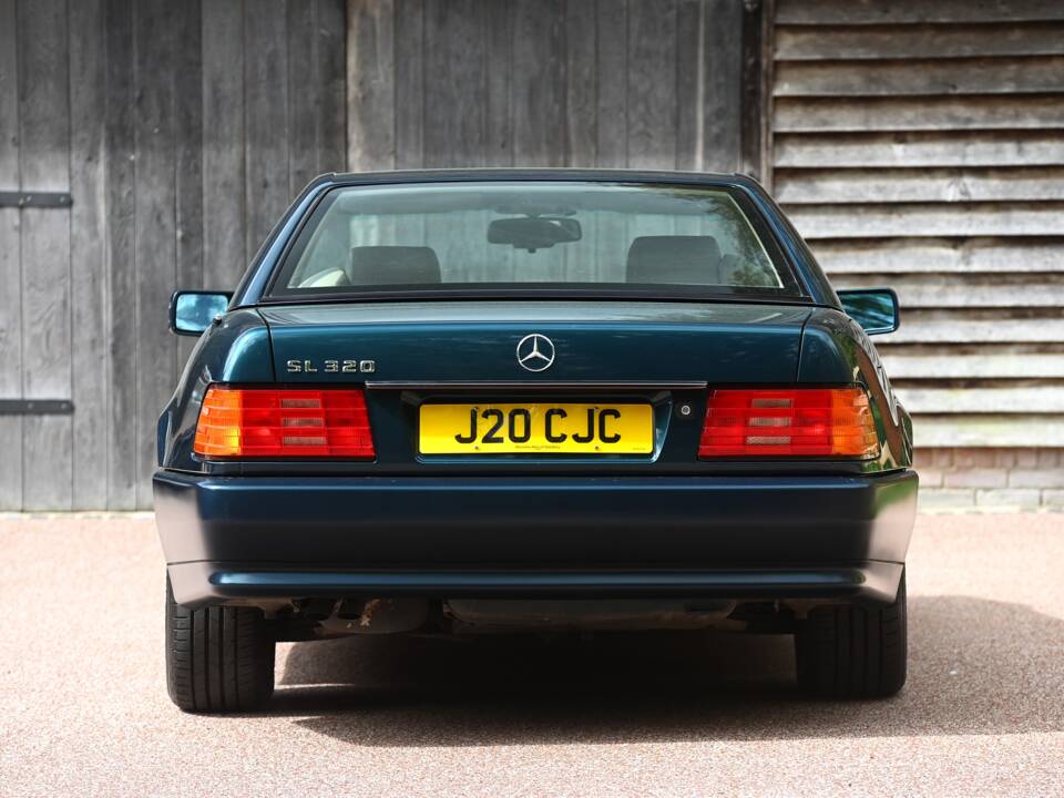 Image 9/21 de Mercedes-Benz SL 320 (1995)