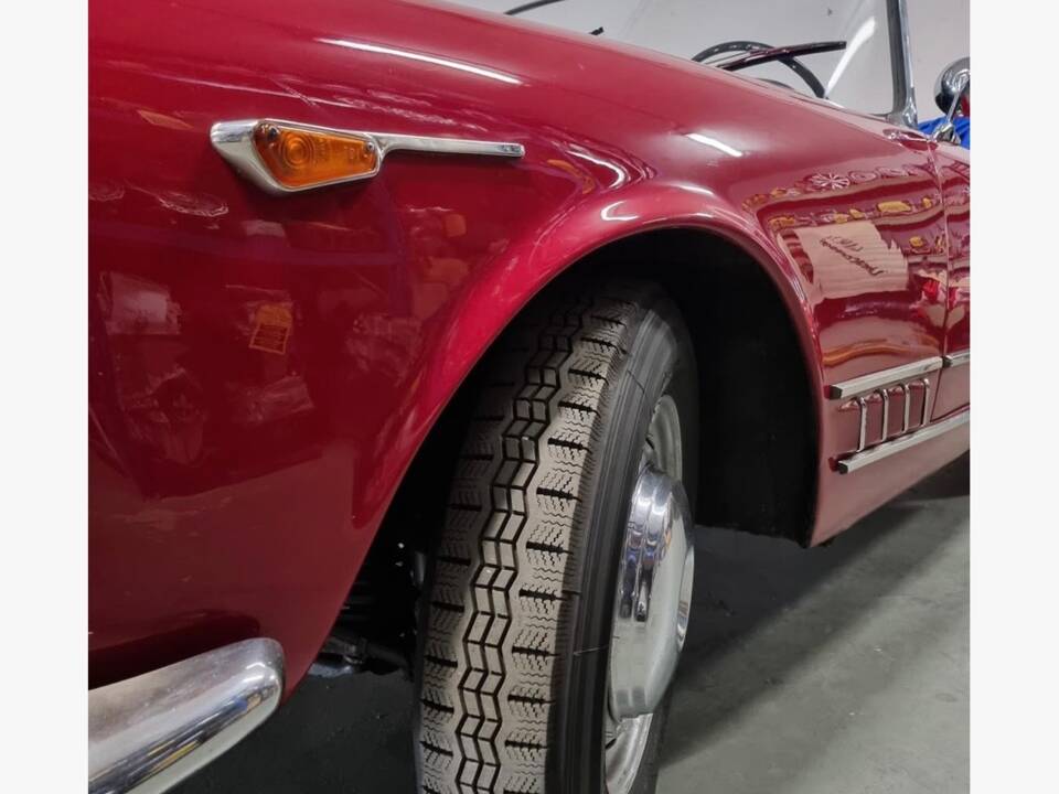 Afbeelding 13/13 van Alfa Romeo 2000 Spider (1961)