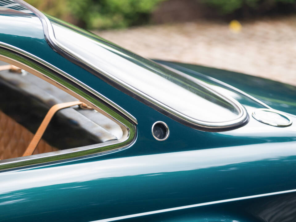 Image 43/50 of Ferrari 365 GTC (1969)