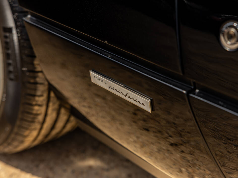 Image 49/80 of Ferrari 308 GTSi Quattrovalvole (1985)