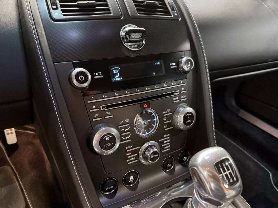 Bild 22/26 von Aston Martin V12 Vantage (2013)