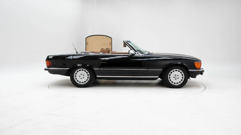Image 6/15 of Mercedes-Benz 380 SL (1985)