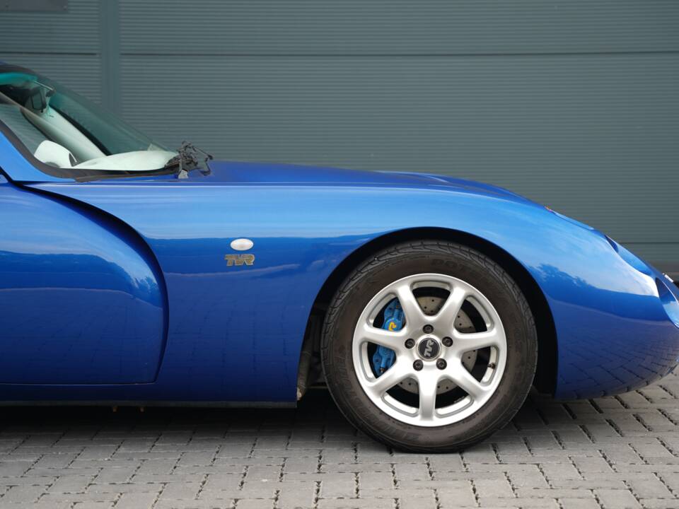 Image 24/50 of TVR Tuscan S (2000)