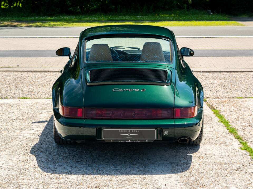 Image 11/35 of Porsche 911 Carrera 2 (1990)