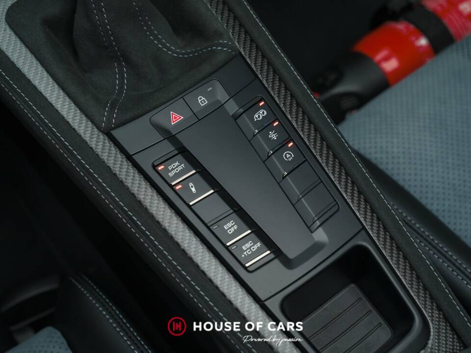 Bild 23/25 von Porsche 718 Spyder RS Weissach (2025)