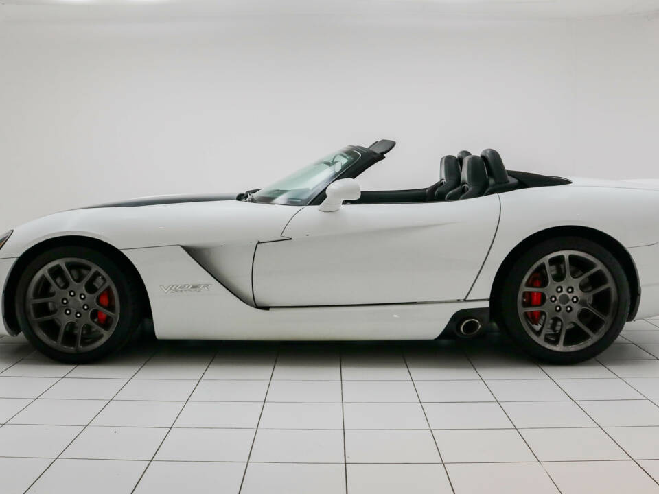 Afbeelding 2/17 van Dodge Viper SRT10 (2005)