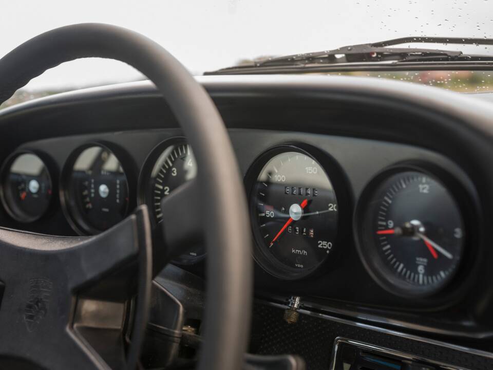 Bild 35/43 von Porsche 911 2.0 E (1969)